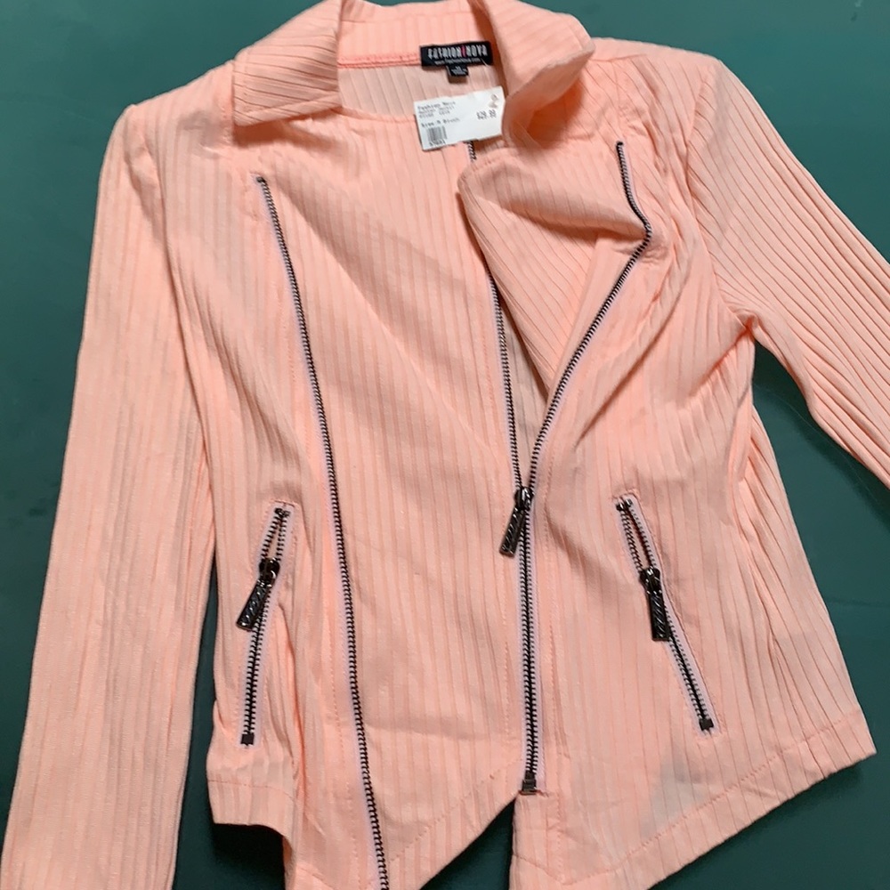 Peach jacket - Picture 4 of 7